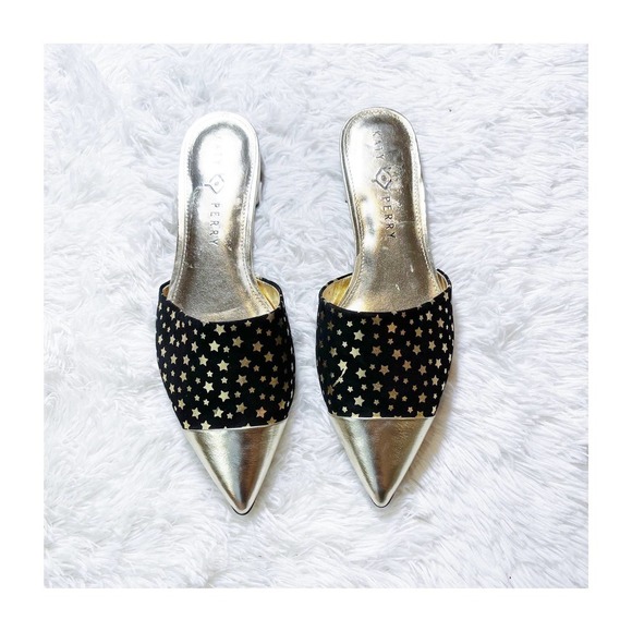 Katy Perry The Tarin Black Gold Star Pointy Toe Mules 34KP1492 SZ10 - Picture 1 of 6